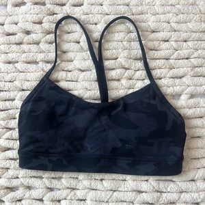 Lululemon flow Y bra - size 6